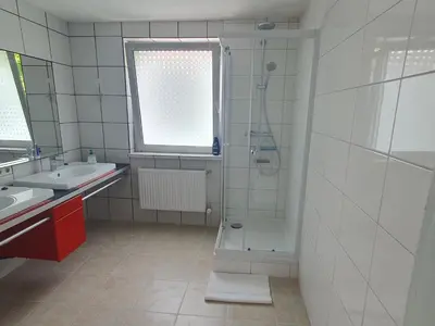 Ein Badezimmer in der Unterkunft Privatzimmer an der Universitätsklinik Mainz. Sehr zentral