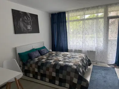 Ein Bett oder Betten in einem Zimmer der Unterkunft Steinhauer Business Appartement