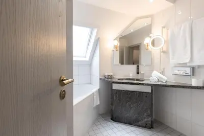 Ein Badezimmer in der Unterkunft Eventlocation & Hotel Schloss Neuburg