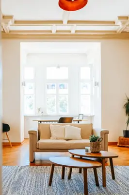 Ein Sitzbereich in der Unterkunft namastay! Exklusiver Altbau in Bestlage - 3BR