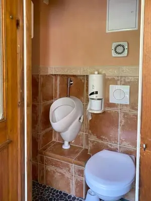 Ein Badezimmer in der Unterkunft Gemütliche Hof Wohnung in St Martin mit Sauna
