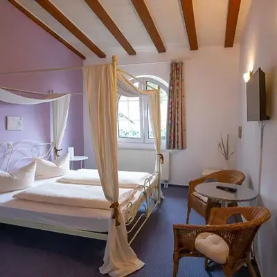 Hotel Schlosshof Dolgesheim