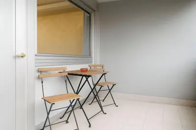 Grundriss der Unterkunft Modernes City Apartment in Top Lage, Balkon, kostenloser Parkplatz max 1,65m Höhe und 1,8m Breite