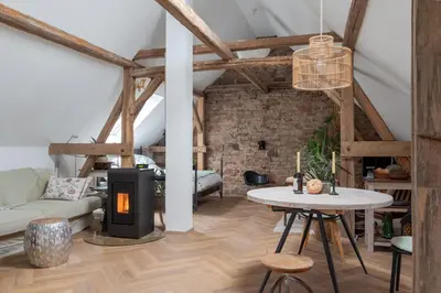 Ein Sitzbereich in der Unterkunft Boutique Ferienwohnung Schwalbenstall Uissigheim