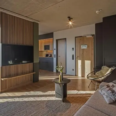 B5 Apartments