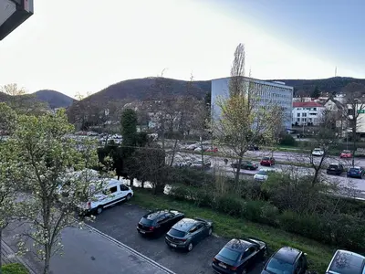 Ein allgemeiner Bergblick oder ein Berglick von der Ferienwohnung aus