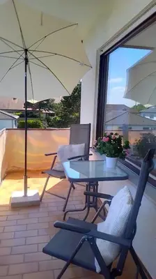 Ein allgemeiner Bergblick oder ein Berglick von der Ferienwohnung aus