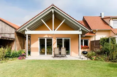 Ein Garten an der Unterkunft Ferienhof Obertor Brennerei
