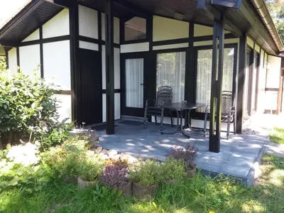 Ein Garten an der Unterkunft Ferienhaus Robinson Am Krappennest 92