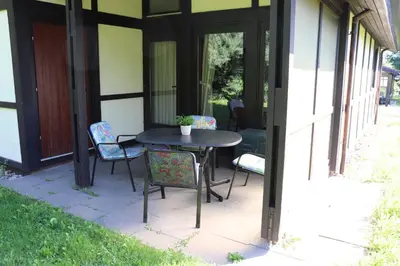 Ein Patio oder anderer Außenbereich in der Unterkunft Ferienhaus Robinson Crusoe Schwarzkittelpfad 77