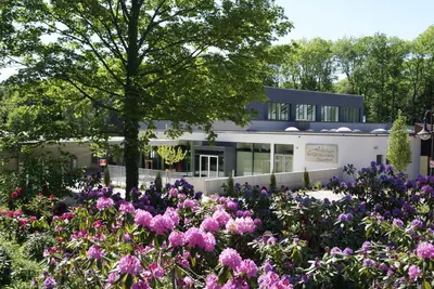Ein Garten an der Unterkunft Ferienhaus Winnetou Am Fuchsbau 67