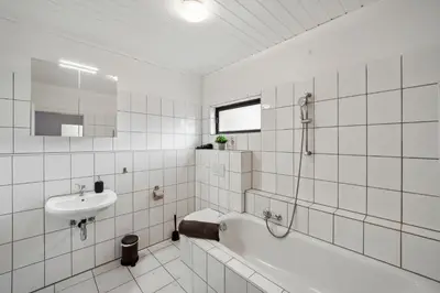 Ein Badezimmer in der Unterkunft DA01 Monteurswohnung in Dieburg!