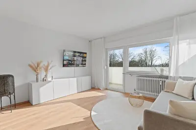 Ein Sitzbereich in der Unterkunft Roomfall Apartment am Kurpark mit TG & Wifi & Balkon