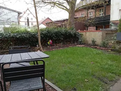 Ein Garten an der Unterkunft Schenkgasse 4