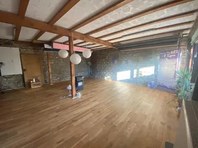 Grundriss der Unterkunft Einzimmerapartment mit Fass Sauna (und Pool)
