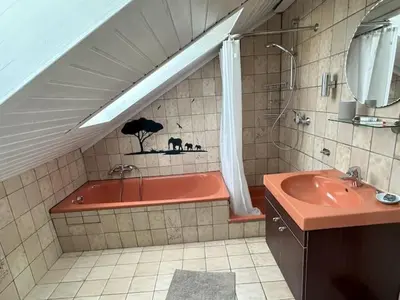 Ein Badezimmer in der Unterkunft Ferienwohnung Löchgau