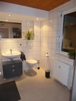 Ein Badezimmer in der Unterkunft Maisonette-Ferienwohnung in Feldrandlage Bergstraße Nähe Heidelberg