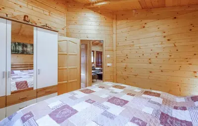 Ein Bett oder Betten in einem Zimmer der Unterkunft Awesome Home In Merzalben With Wi-Fi