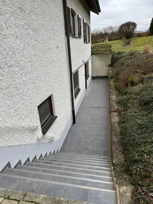 Das Gebäude in dem sich die Ferienwohnung befindet