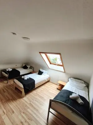 Ein Bett oder Betten in einem Zimmer der Unterkunft Bew Penthouse - 4-Zimmer und Terrasse