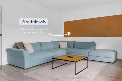 Ein Sitzbereich in der Unterkunft 1-6 Personen - Parkplatz - Terrasse - Küche - WLAN - Balkon