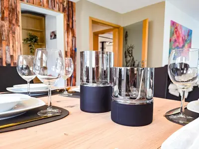 Getränke in der Unterkunft STAR-Apartment - Garden with Terrace, Calm, 120m2