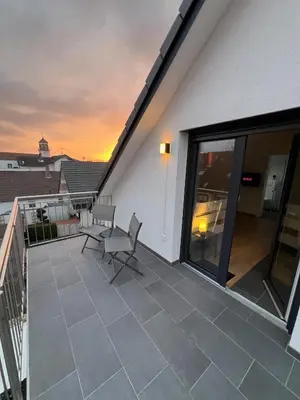 Ein Balkon oder eine Terrasse in der Unterkunft Charmantes Studio-Apartment im Herzen von Neureut - Fußbodenheizung, Regendusche, Waschmaschine, Stellplatz