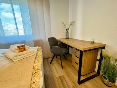 Ein Sitzbereich in der Unterkunft 3 Zimmer Apartment, 95 qm, max 5 Personen, Balkon, Garage, Internet 100 MBit