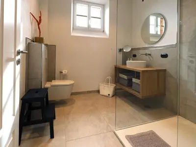 Ein Badezimmer in der Unterkunft Zum Tausendsassa
