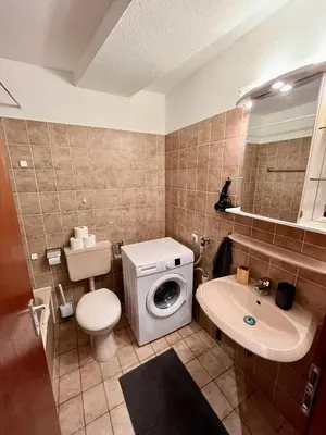 Ein Badezimmer in der Unterkunft L5 Apartments - Ganze Wohnung, Küche, Bad, WLAN, Terrasse