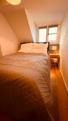 Ein Bett oder Betten in einem Zimmer der Unterkunft 3 Zimmer Apartment mit Parkplatz - Sleepomat