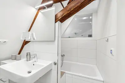 Ein Badezimmer in der Unterkunft Feuerstein - 2 BR-Appartment Smart-TV