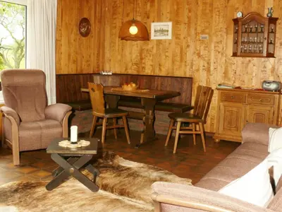 Ein Sitzbereich in der Unterkunft 1 Siefertshof Comfortable holiday residence