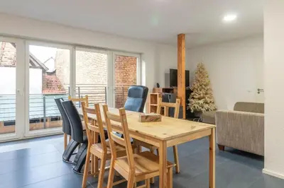 Ein Sitzbereich in der Unterkunft Maisonette-Wohnung mit 5 Schlafzimmern