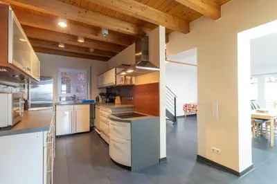 Küche/Küchenzeile in der Unterkunft Maisonette-Wohnung mit 5 Schlafzimmern