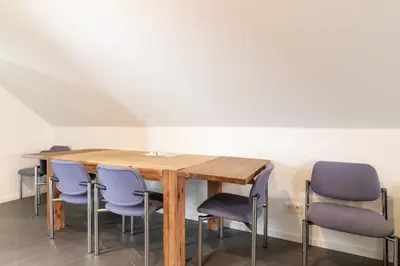 Ein Sitzbereich in der Unterkunft 105qm Wohnung für max. 7 Personen