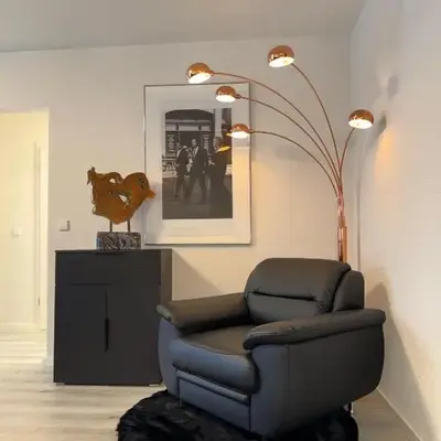 Familienfreundliche geräumige Design-Wohnung mit Balkon im Zentrum - APOLONIAliving