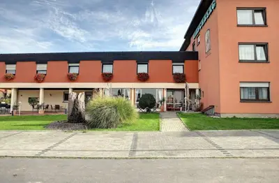 Das Gebäude in dem sich das Hotel befindet