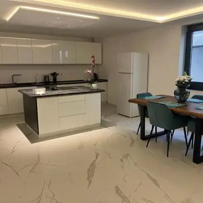 Schöne Neubauwohnung nähe Frankfurt und Flughafen