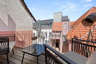Ein Balkon oder eine Terrasse in der Unterkunft LiT LiVING Grünstadt - Luxury- style Boutique Apartments