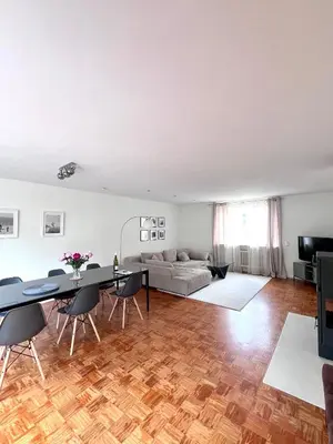 Ein Sitzbereich in der Unterkunft Privates Ferienhaus mit Pool & Whirlpool in Bad Dürkheim