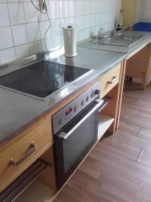 Küche/Küchenzeile in der Unterkunft 4 Zimmer Wohnung Stadtmitte