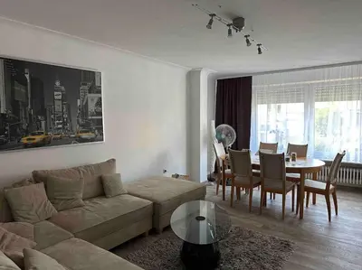 Ein Sitzbereich in der Unterkunft Ferienwohnung für bis 5 Personen