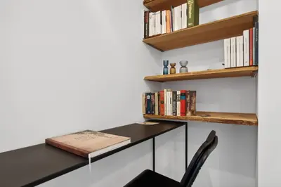 Die Bibliothek in der Ferienwohnung