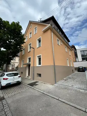 Das Gebäude in dem sich die Ferienwohnung befindet