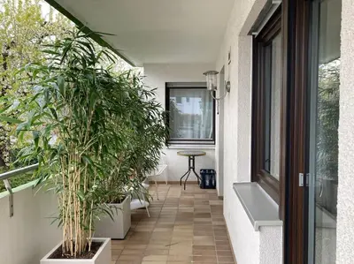 Ein Balkon oder eine Terrasse in der Unterkunft Großzügige Wohnung mit Flair und Aussicht