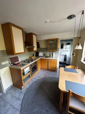 Küche/Küchenzeile in der Unterkunft Ruhige Wohnung am Ortsrand - nahe KIT-Campus Nord