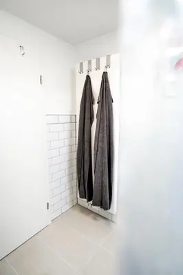 Ein Badezimmer in der Unterkunft birds-nest Ferienhaus Balkon Waldblick Kamin
