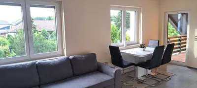 Ein Sitzbereich in der Unterkunft Geräumiges Apartment in ruhiger Lage