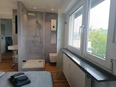 Ein Badezimmer in der Unterkunft Ferienwohnung Bergblick